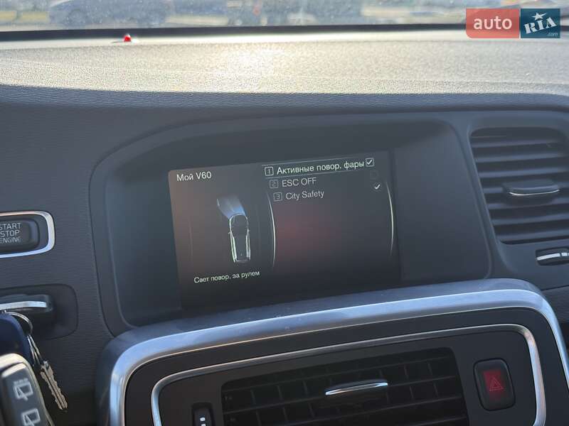 Универсал Volvo V60 2015 в Бродах фото 60 Универсал Volvo V60 2015 в Бродах