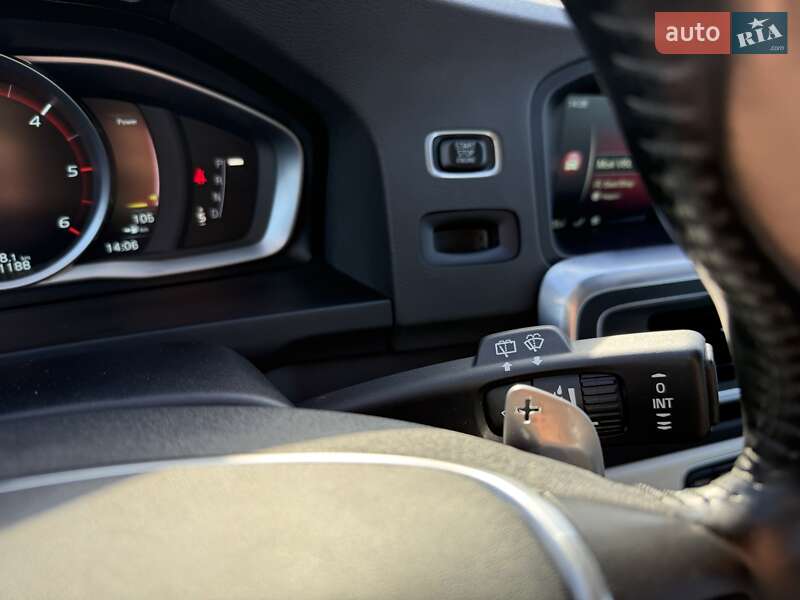 Универсал Volvo V60 2015 в Бродах фото 66 Универсал Volvo V60 2015 в Бродах