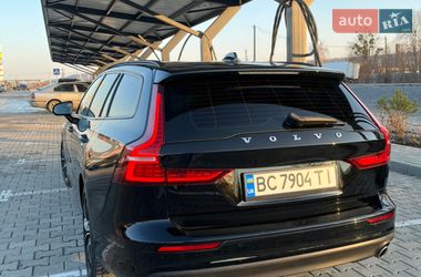 Універсал Volvo V60 2019 в Золочеві