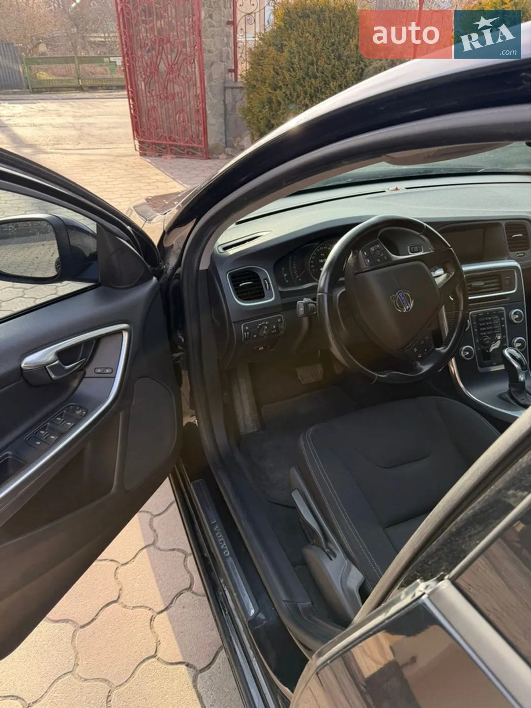 2015 Volvo V60 - мініатюра 11