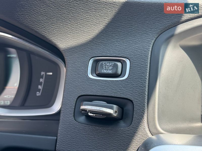 Универсал Volvo V60 2013 в Одессе