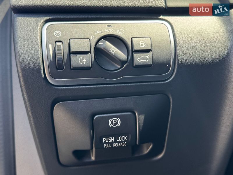 Универсал Volvo V60 2013 в Одессе