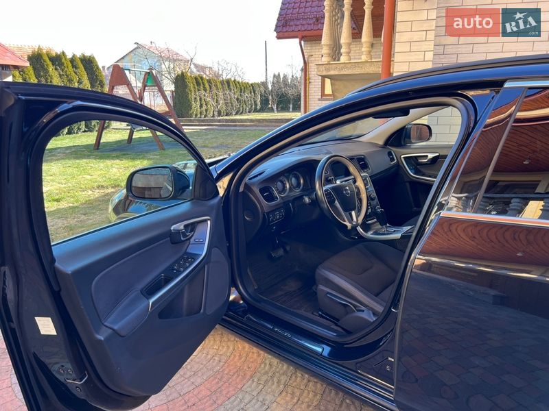 Универсал Volvo V60 2010 в Стрые