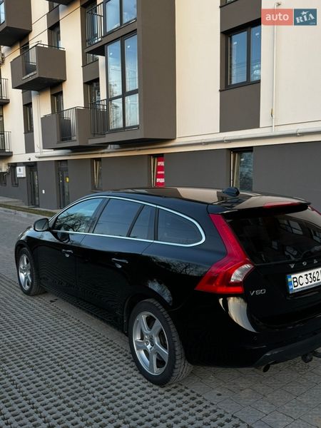 Универсал Volvo V60 2011 в Львове