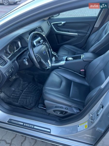 Универсал Volvo V60 2014 в Львове