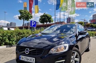 Универсал Volvo V60 2016 в Киеве