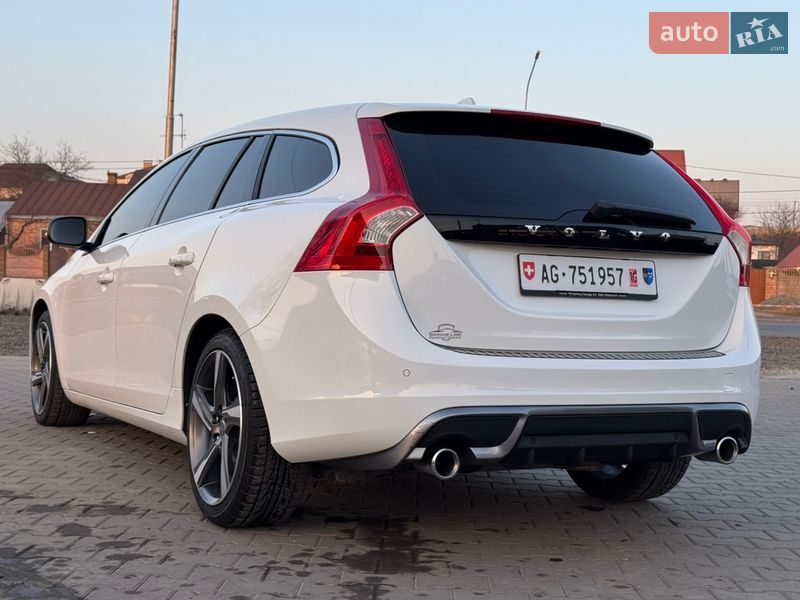 Универсал Volvo V60 2011 в Луцке
