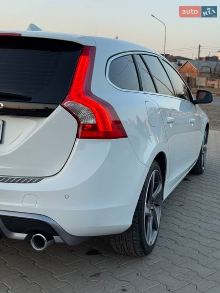 Универсал Volvo V60 2011 в Луцке