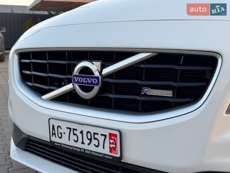 Универсал Volvo V60 2011 в Луцке