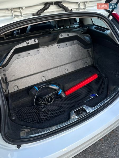 Універсал Volvo V60 2014 в Дубні