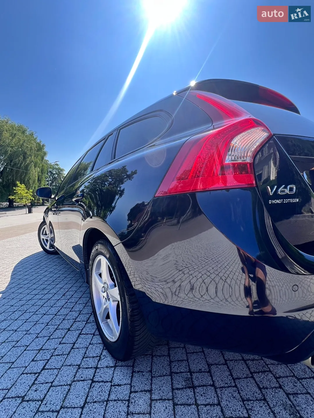 2016 Volvo V60 - мініатюра 10
