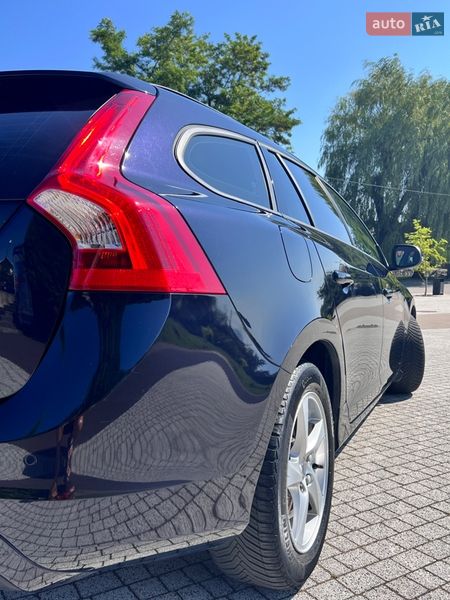 Универсал Volvo V60 2016 в Львове