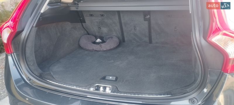 Універсал Volvo V60 2014 в Львові фото 12 Універсал Volvo V60 2014 в Львові