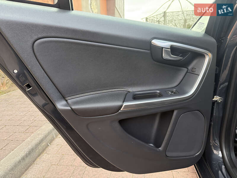 Універсал Volvo V60 2012 в Стрию