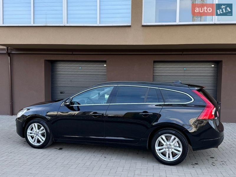 Универсал Volvo V60 2013 в Калуше