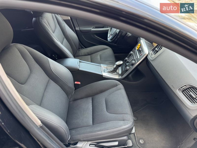Универсал Volvo V60 2013 в Калуше