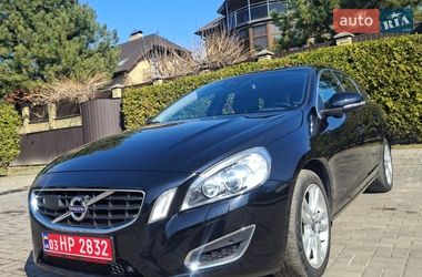 Универсал Volvo V60 2013 в Луцке
