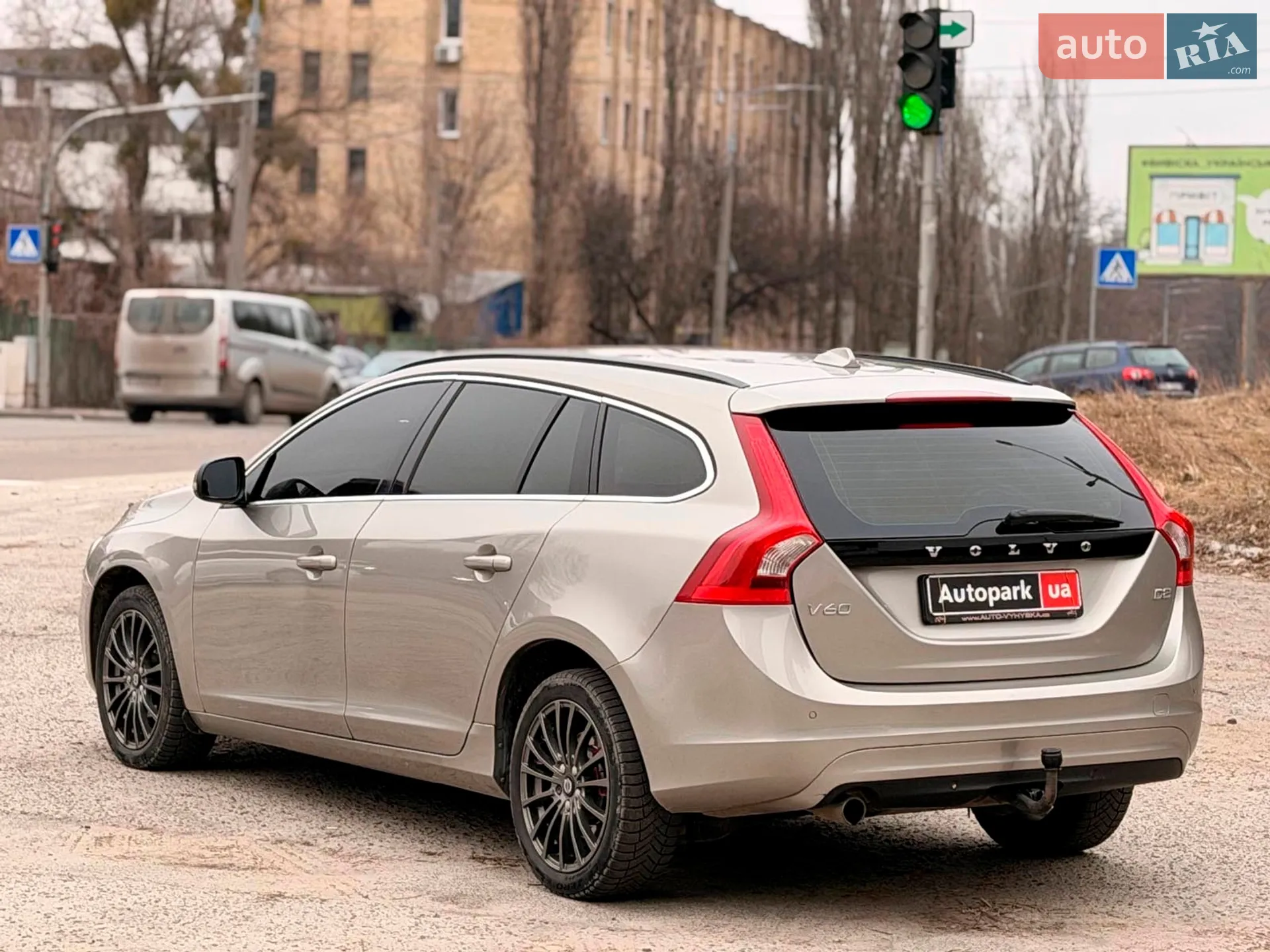 2015 Volvo V60 - мініатюра 9