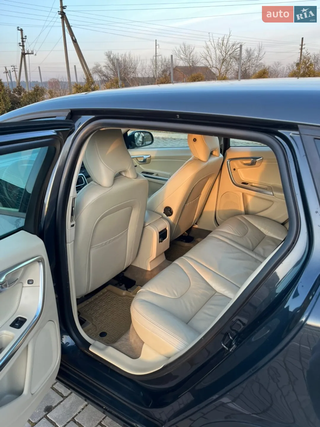2013 Volvo V60 - мініатюра 18