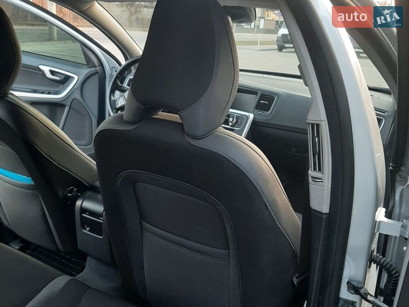 Универсал Volvo V60 2013 в Белой Церкви фото 11 Универсал Volvo V60 2013 в Белой Церкви
