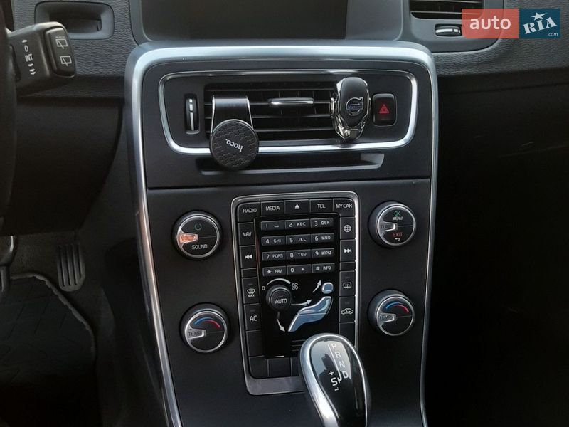 Универсал Volvo V60 2013 в Белой Церкви фото 19 Универсал Volvo V60 2013 в Белой Церкви