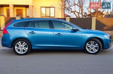 Универсал Volvo V60 2014 в Киеве