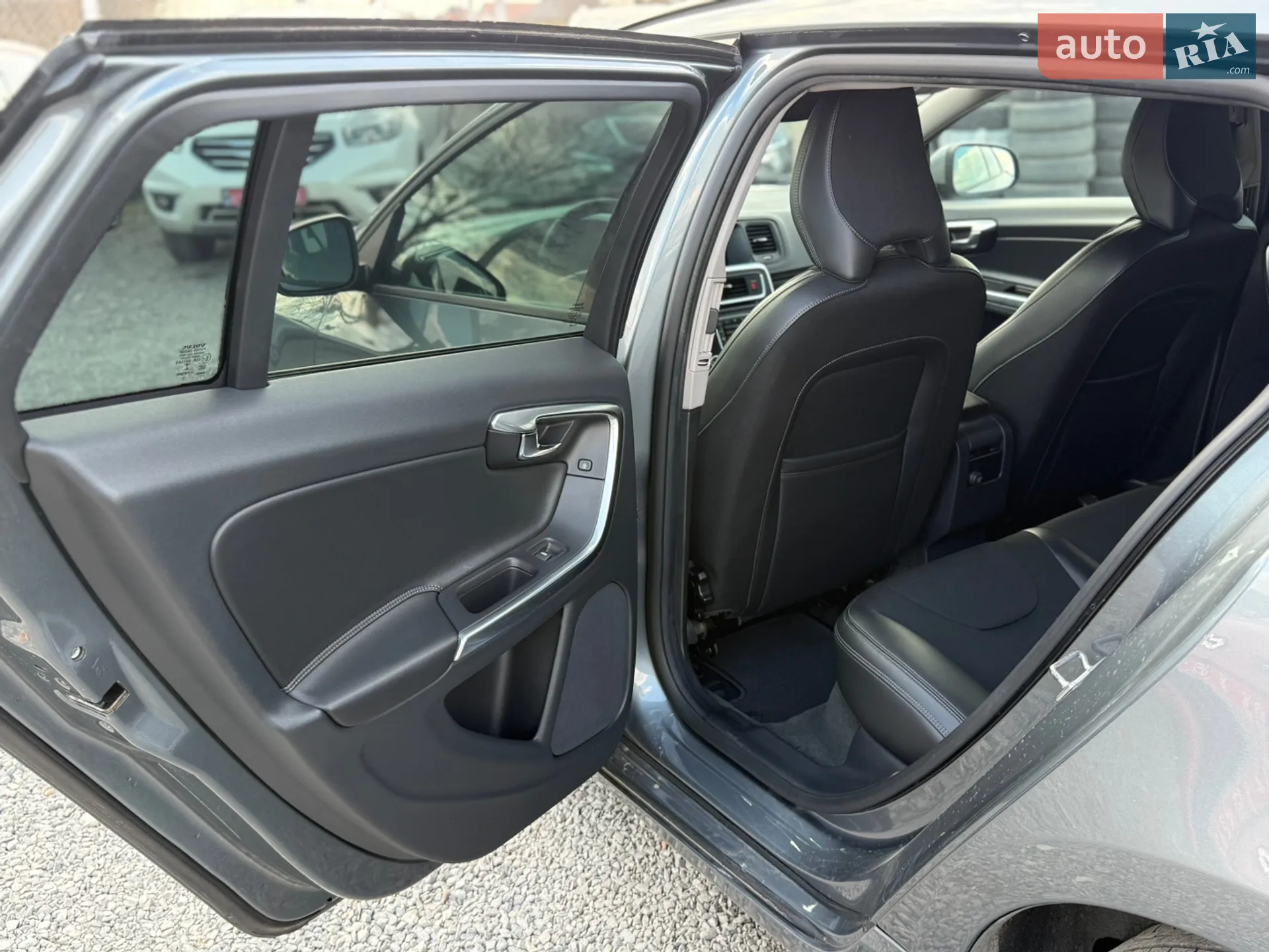 2016 Volvo V60 - мініатюра 19