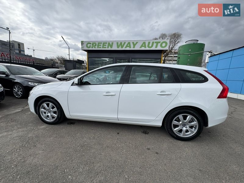 Универсал Volvo V60 2013 в Киеве фото 64 Универсал Volvo V60 2013 в Киеве