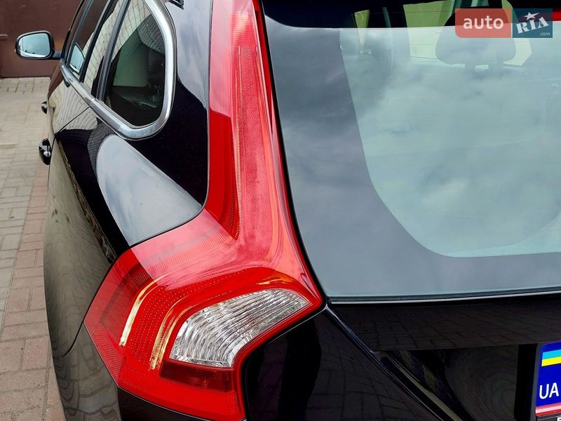 Универсал Volvo V60 2014 в Бродах