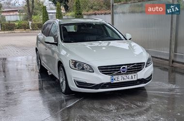Универсал Volvo V60 2013 в Каменском