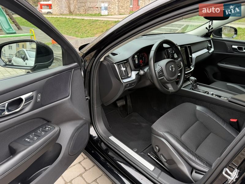 Універсал Volvo V60 2019 в Тернополі