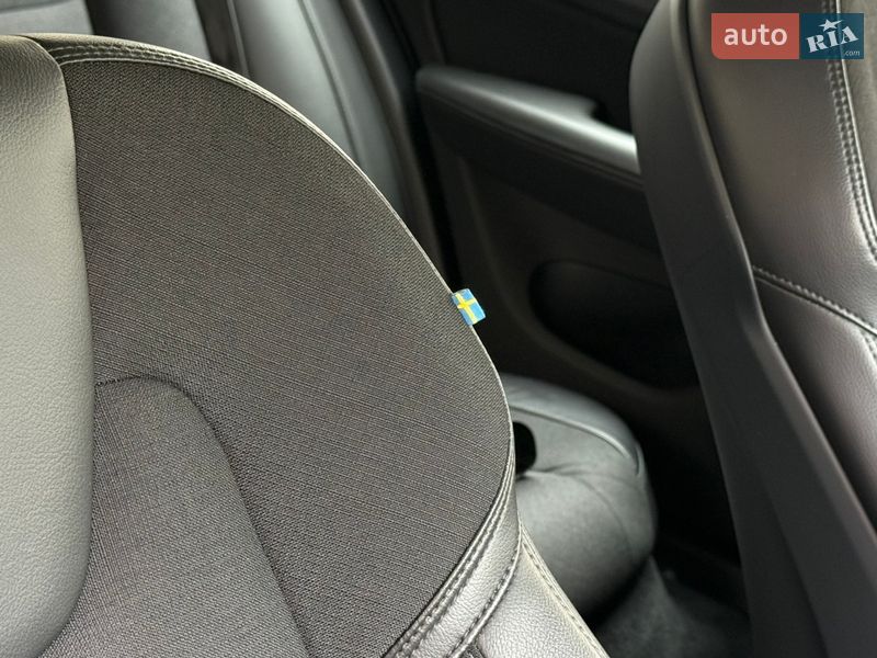 Універсал Volvo V60 2019 в Тернополі