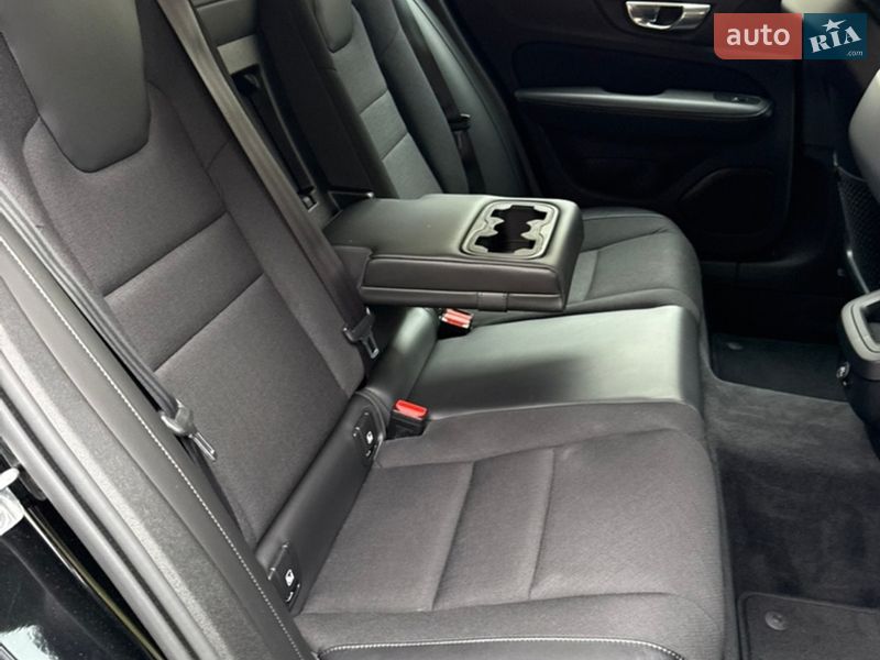 Універсал Volvo V60 2019 в Тернополі