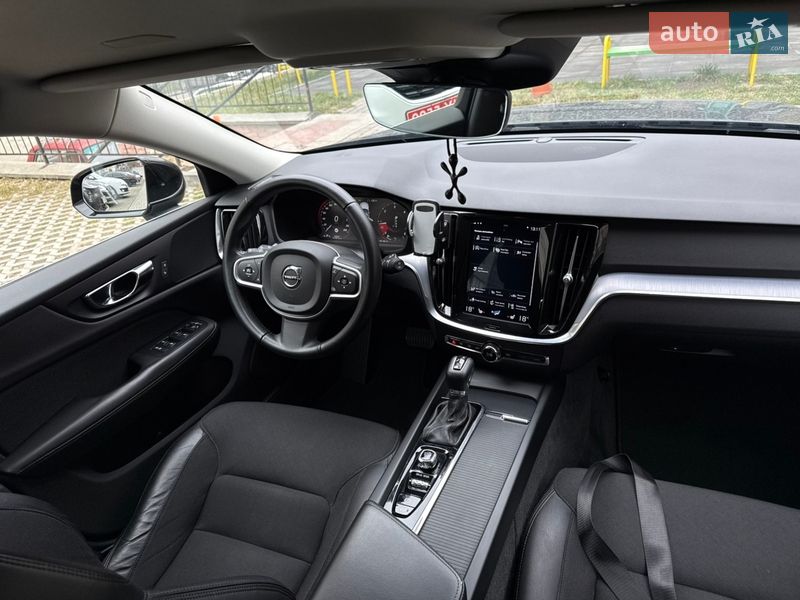 Універсал Volvo V60 2019 в Тернополі