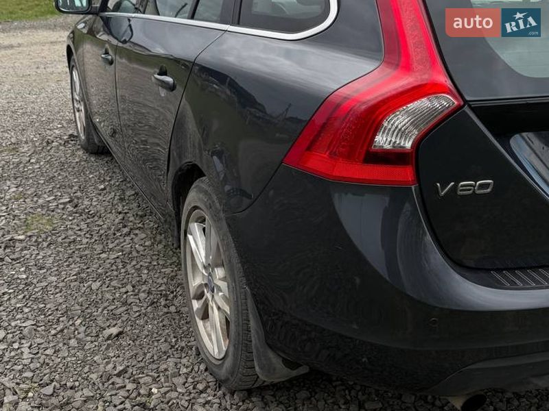 Універсал Volvo V60 2012 в Вараші