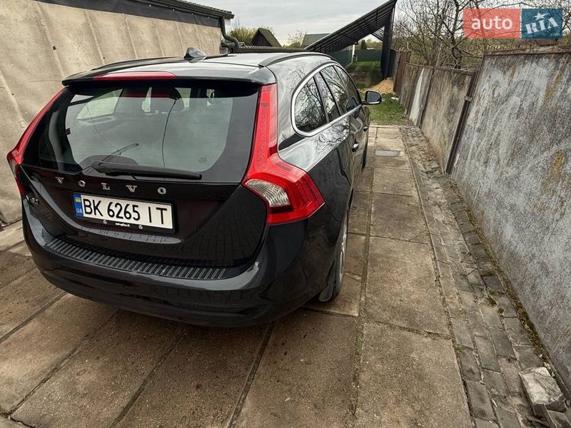 Універсал Volvo V60 2012 в Вараші