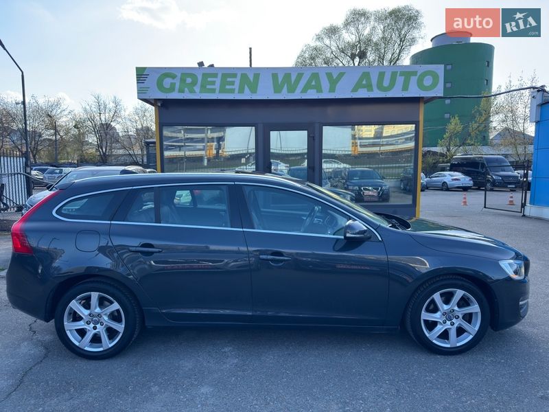 Універсал Volvo V60 2014 в Києві