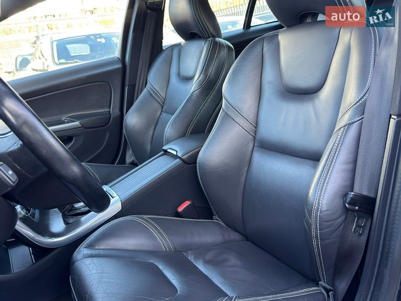 Універсал Volvo V60 2014 в Києві