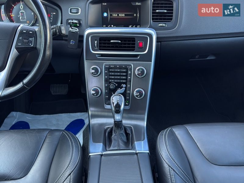 Універсал Volvo V60 2014 в Києві