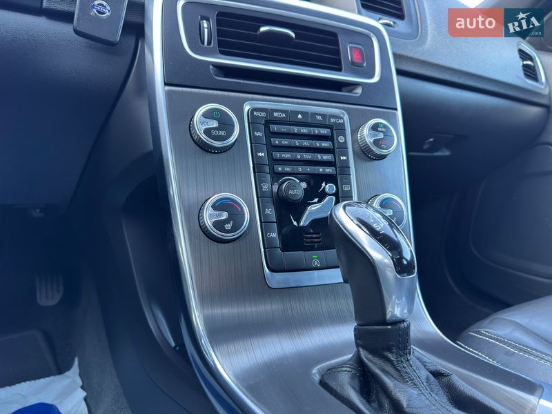 Універсал Volvo V60 2014 в Києві