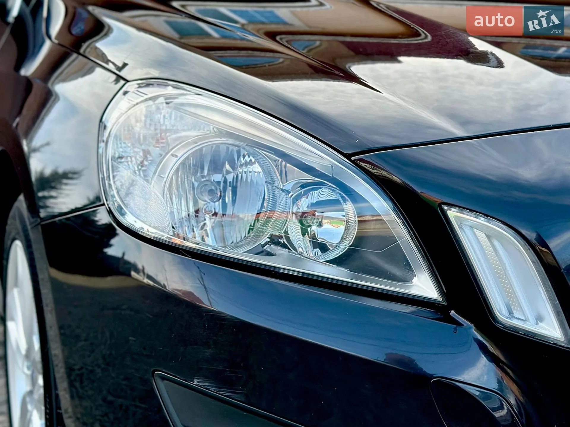 2013 Volvo V60 - мініатюра 13