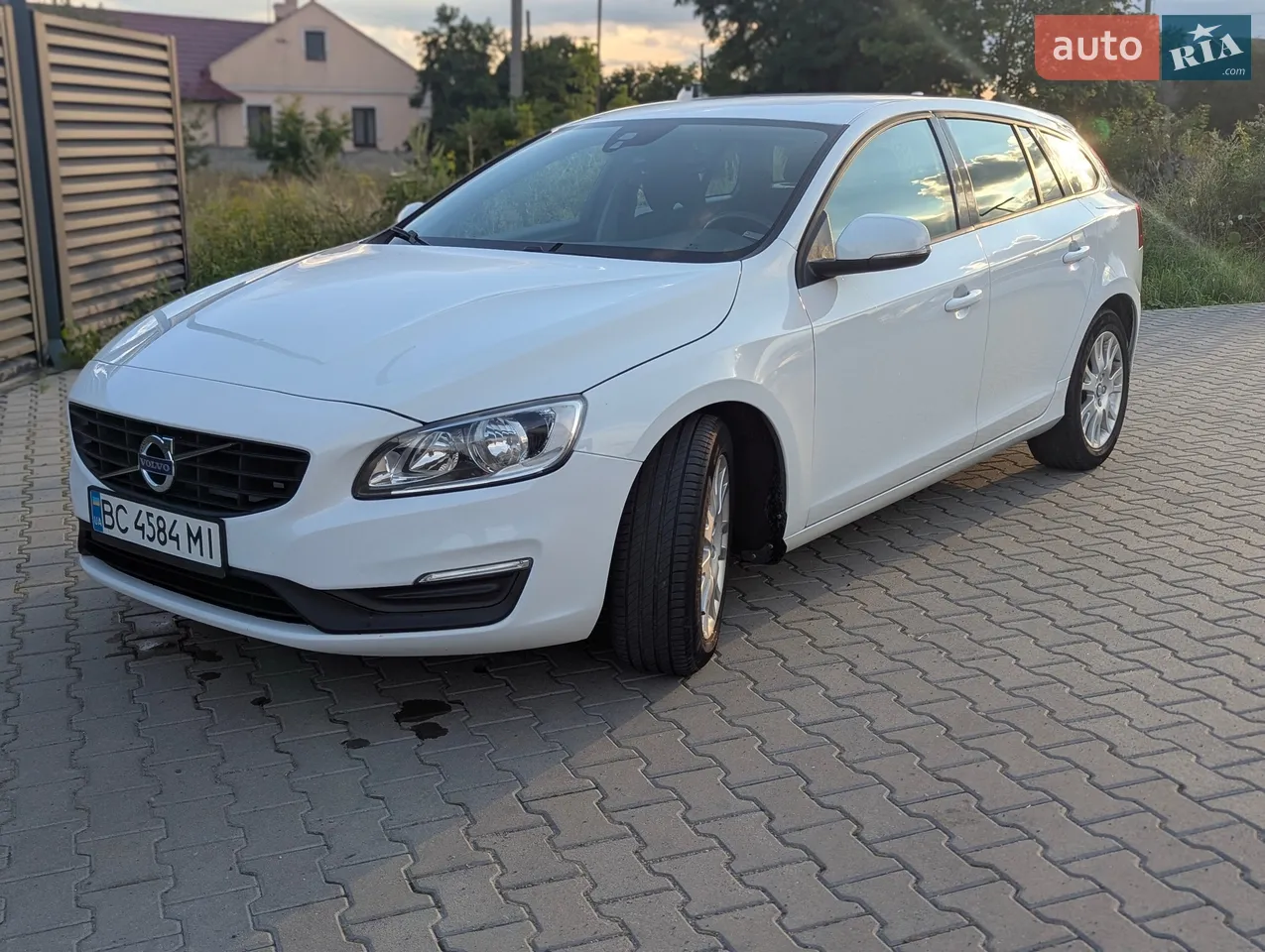 2015 Volvo V60 - мініатюра 40