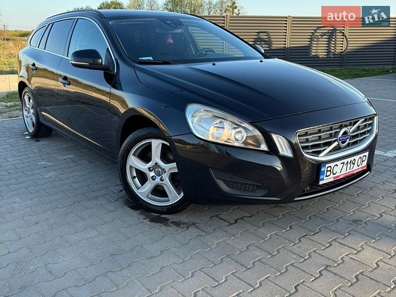 Volvo V60 2011