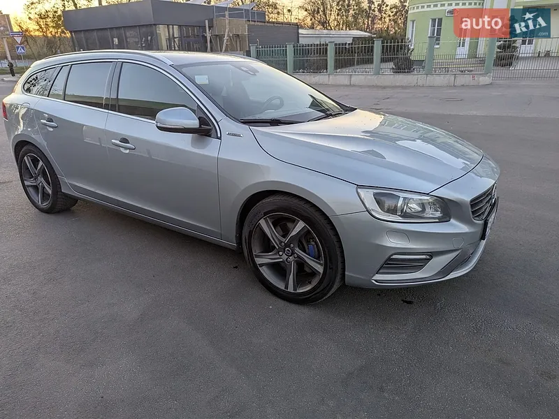 Volvo V60 2014 VIN YV1GWAA50F1224512 фото оголошення 6 з 126