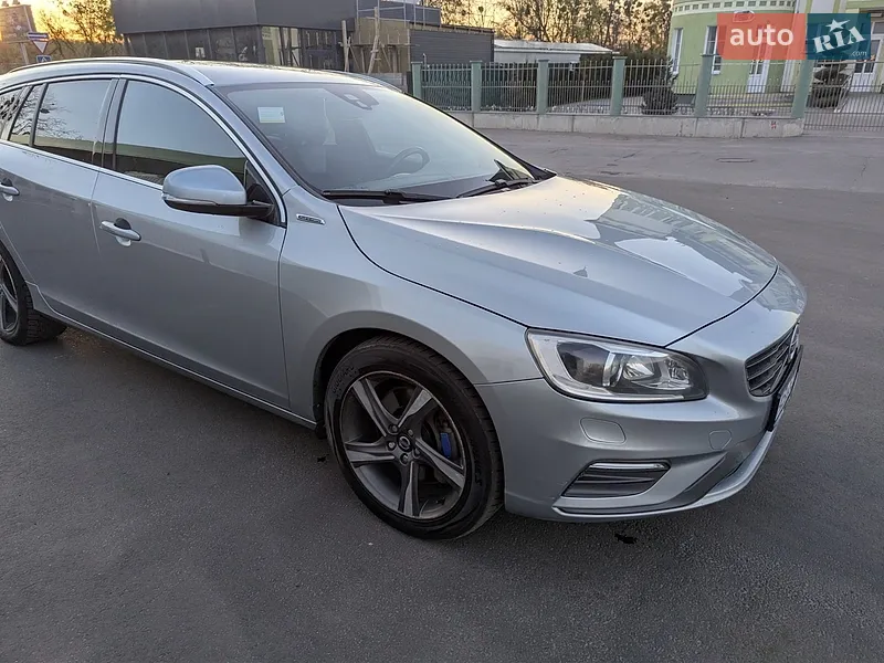 Volvo V60 2014 VIN YV1GWAA50F1224512 фото оголошення 5 з 126