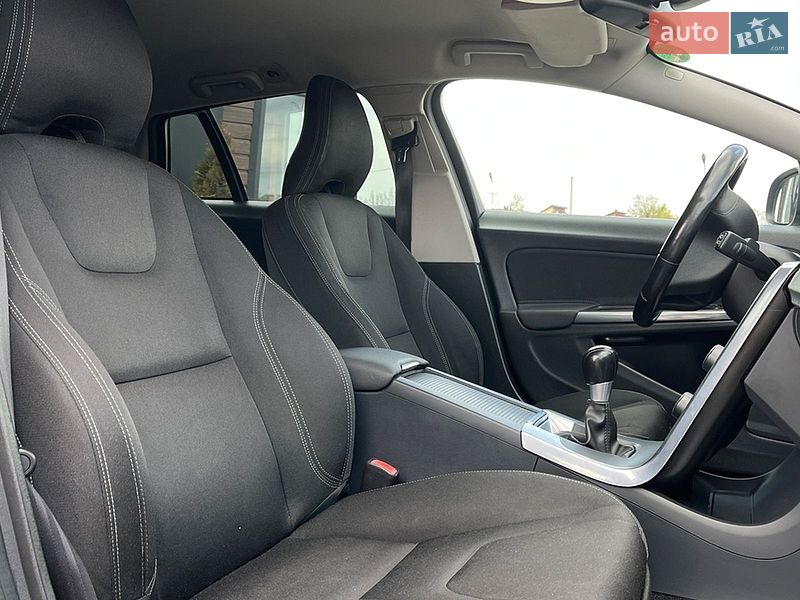 Универсал Volvo V60 2014 в Коломые фото 20 Универсал Volvo V60 2014 в Коломые
