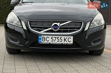 Універсал Volvo V60 2011 в Стрию