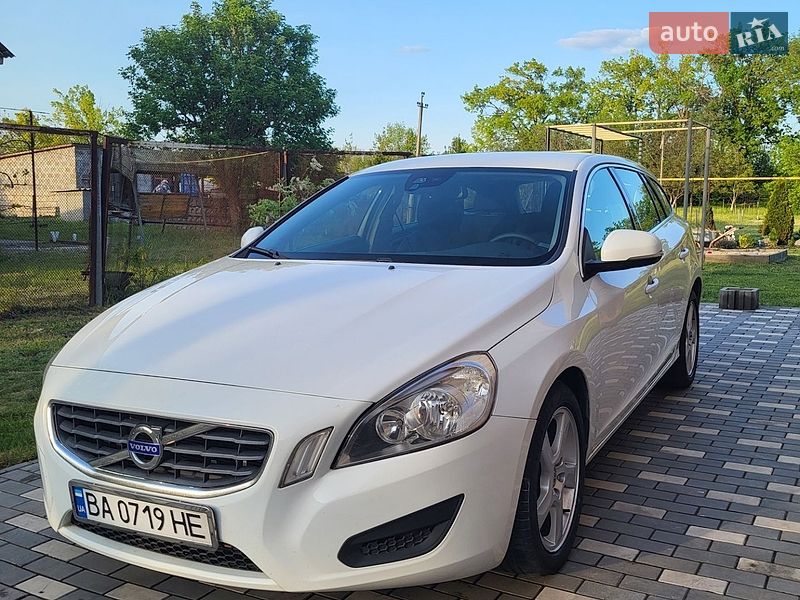 Volvo V60 2011