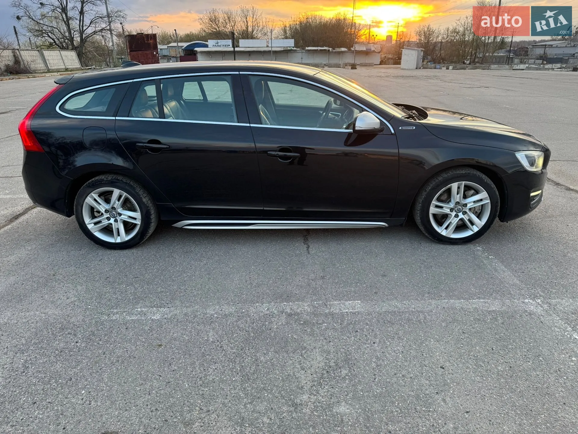 2015 Volvo V60 - мініатюра 8