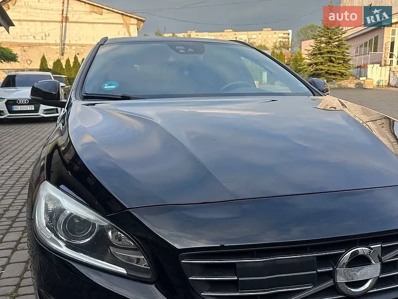 Volvo V60 2014